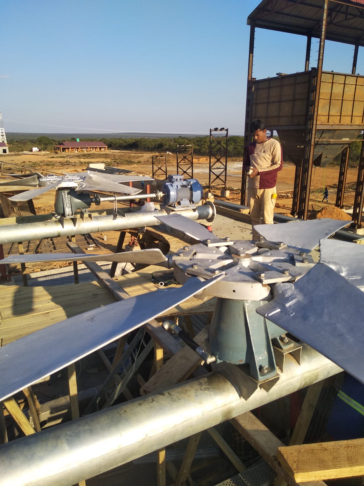 Fans & Fan Blades photo 1