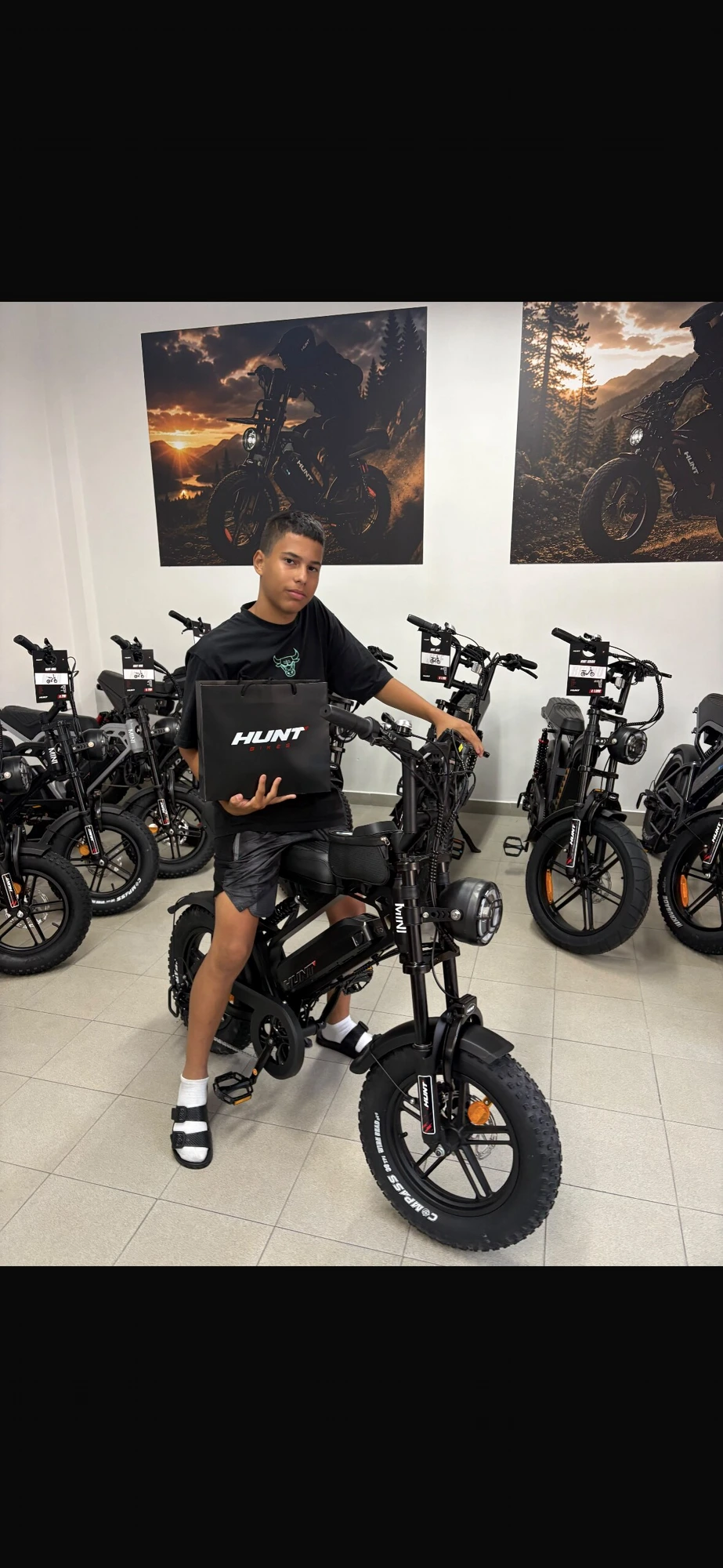 Cliente Hunt Bikes con la sua e-bike