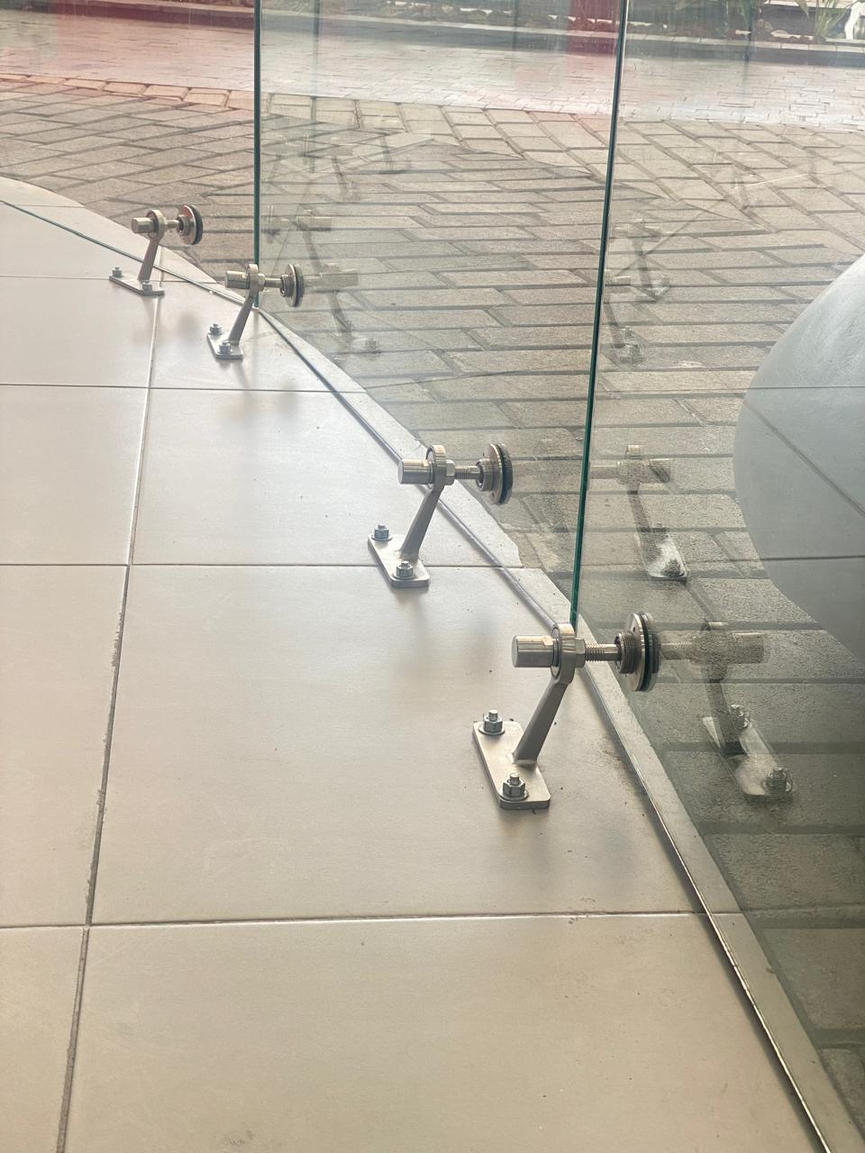 Herrajes de acero inoxidable 304 para fachada de vidrio