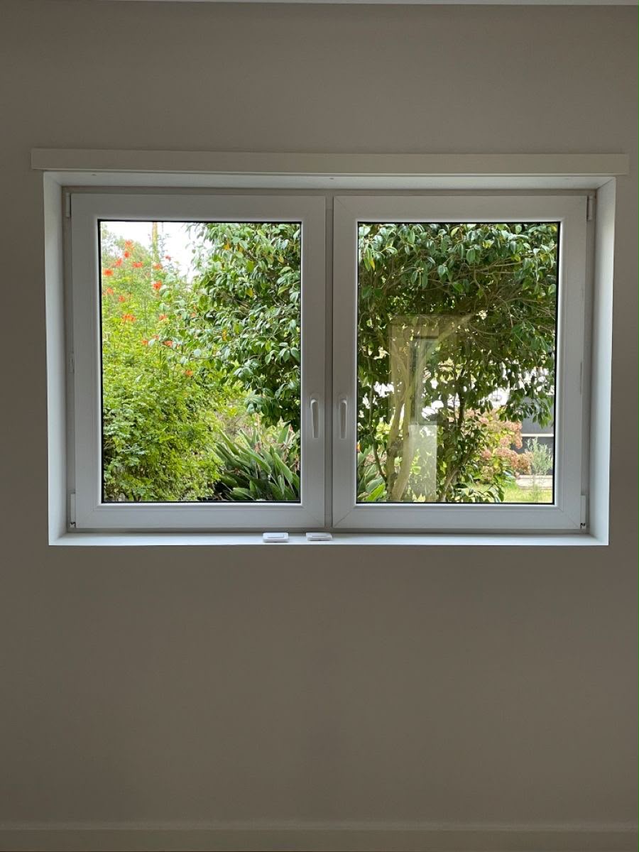 Ventana doble en color blanco